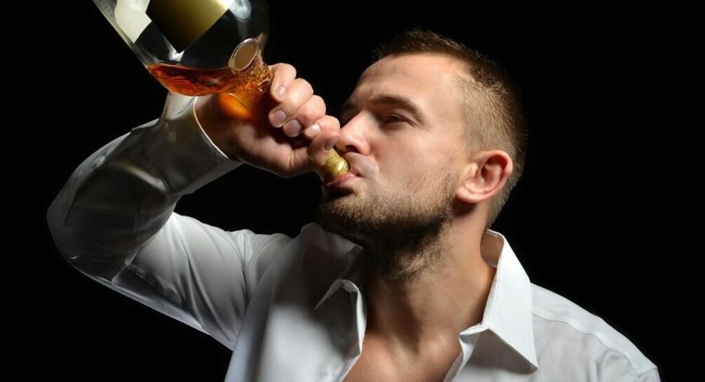 men drinking whiskey what are the consequences